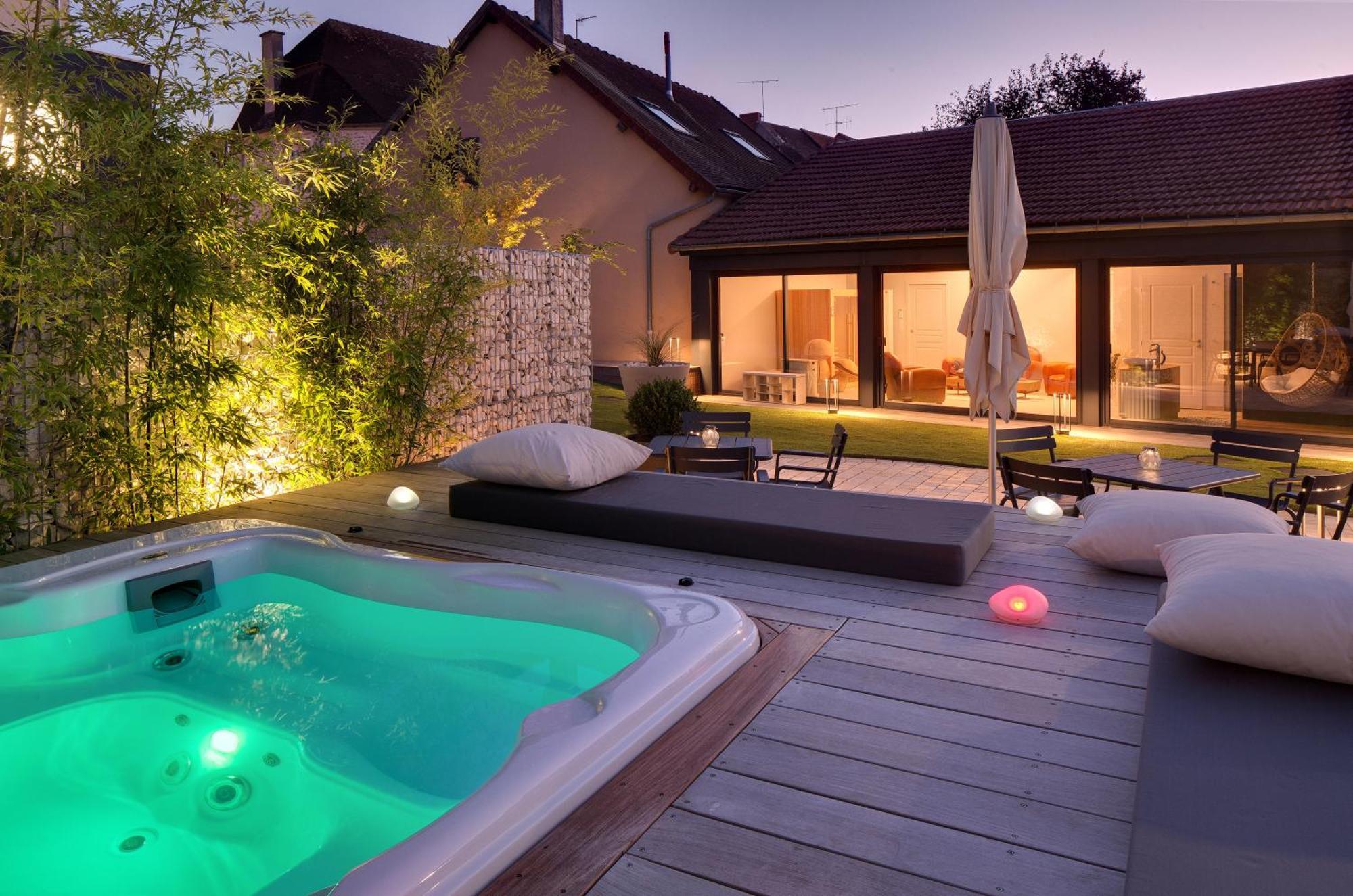 Hotel De France Montmarault Εξωτερικό φωτογραφία