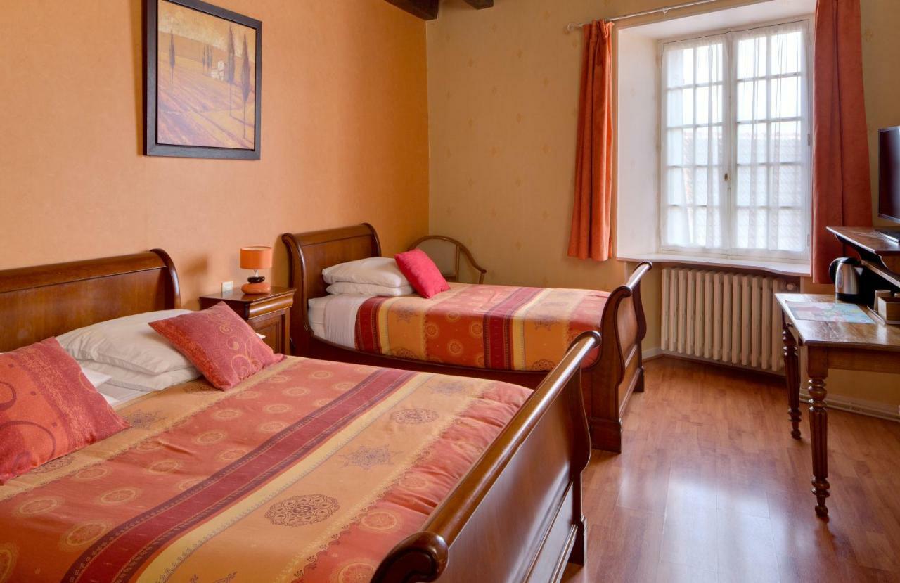 Hotel De France Montmarault Εξωτερικό φωτογραφία